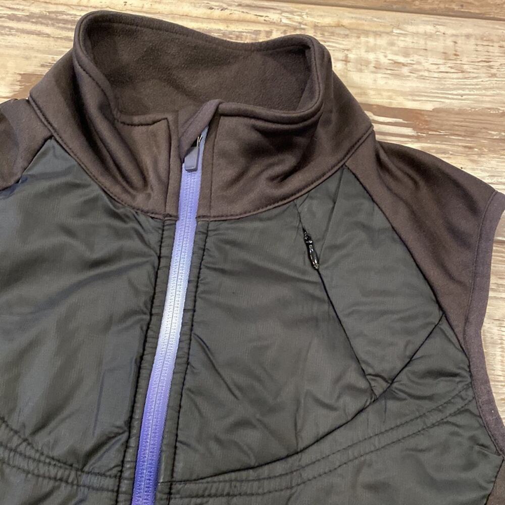 ATHLETA Flashpack Embroidered Black Purple Puff Vest M - Picture 6 of 11